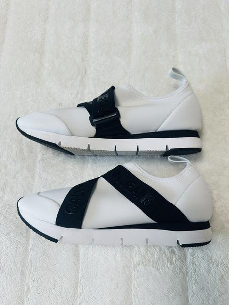 Elastické bieločierne tenisky calvin klein jeans, 39