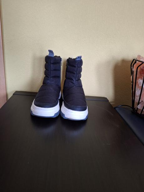 Prešívaná športová členková obuv zara, veľ 30, zara,30