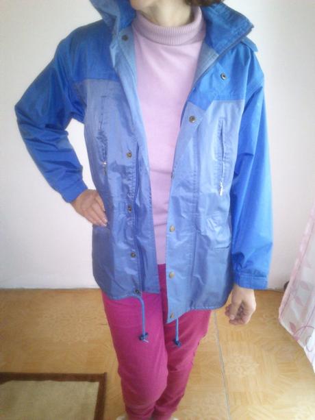Nepremokava vetrovka, l