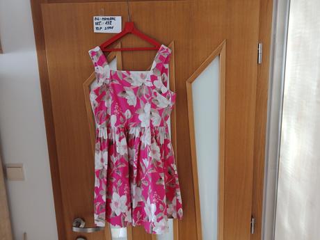 Dievčenské príležitostné šaty zn.mayoral veľ.152, mayoral,152