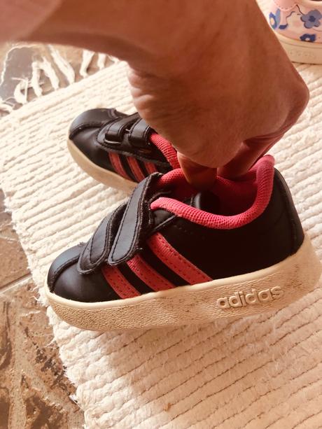 Botasky adidas, adidas,23