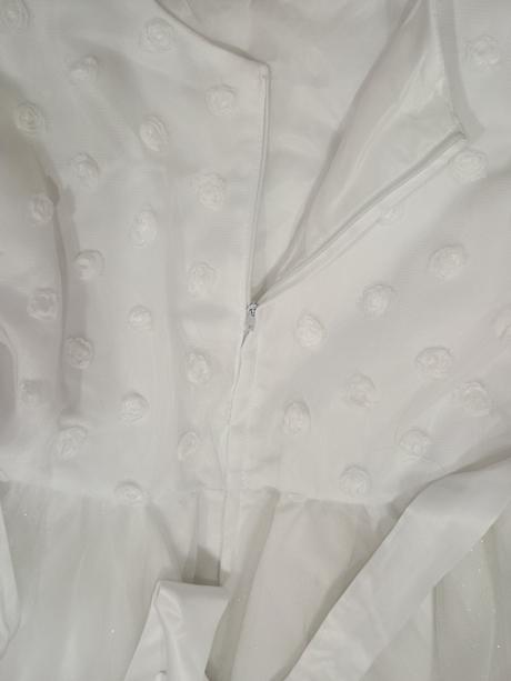 Šaty na 1.sv.prijímanie, 146