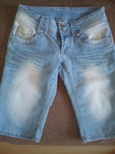 Rifle kratasy po koleno, naozaj dobry strih, sedia, dromedar,146