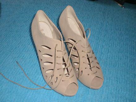 Dámske topánky, 40