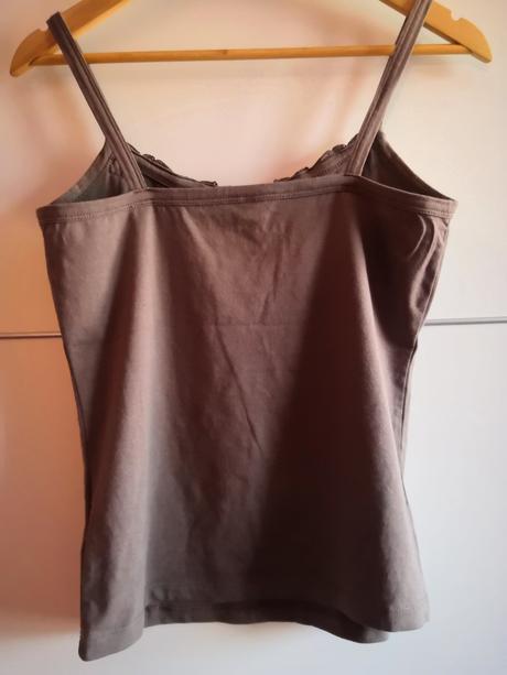 Dámske tielko s vyšívaným vzorom, m