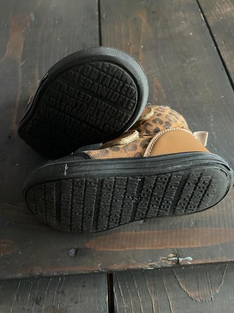 Zimne topanky 23, wanda,23