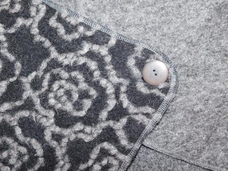 Damska kvalitna vlnena vesta, 46