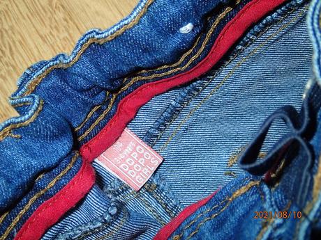 Kraťasy nenosene, takko,104