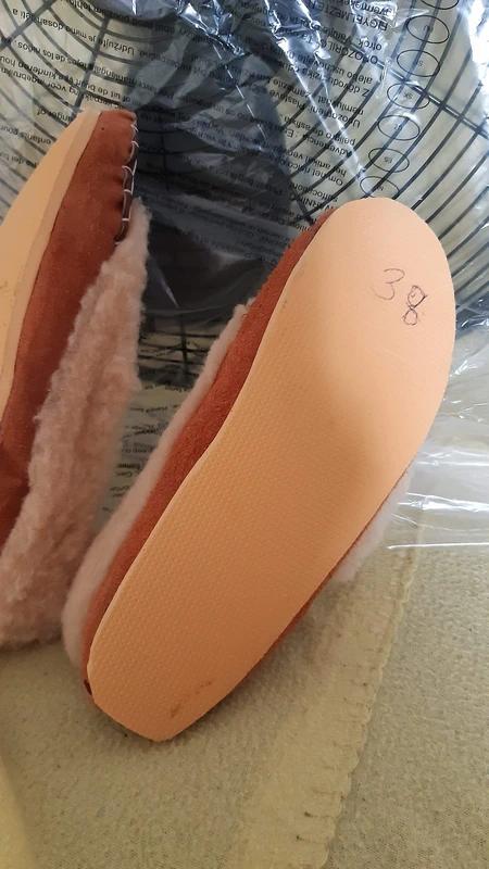 Predám teplé papuče bledo-hnedé veľkosť 38., 38