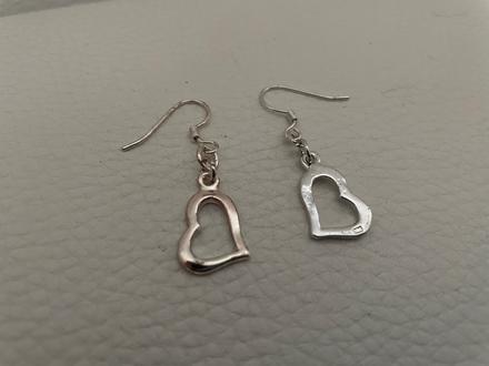 Náušnice- bizuteria,