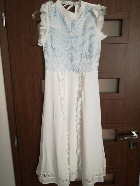 Saty s volanom a krajkou vpredu midi, xs