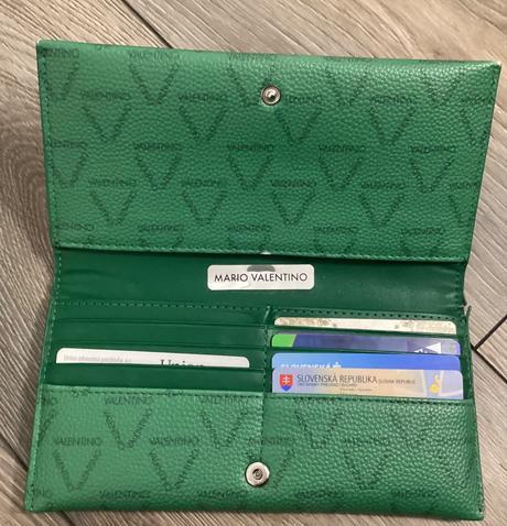 Peňaženka, valentino