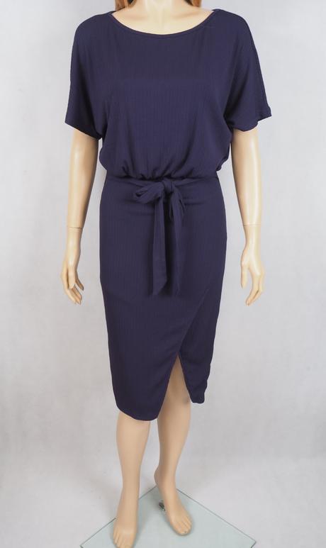 Kvalitné úpletové šaty shein, 36