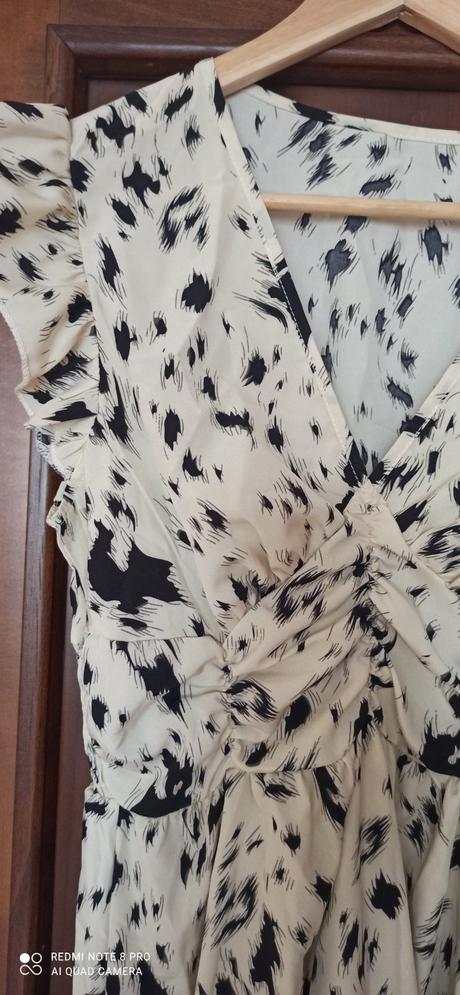 Letné šaty v maslovej farby veľ.m, m