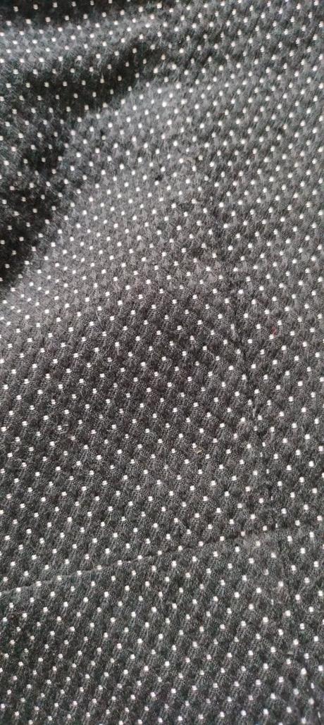 Sukňa s vyšším pásom, 36