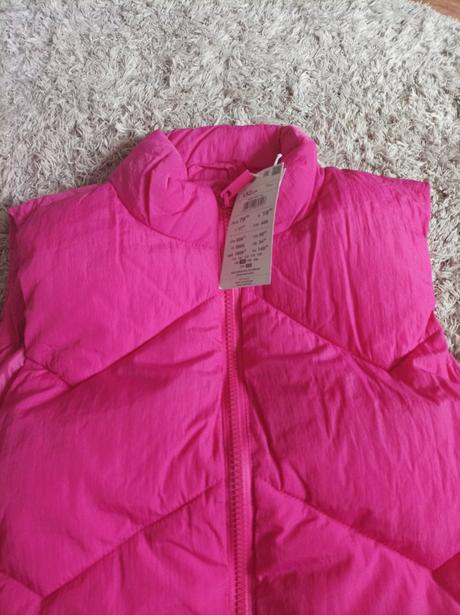 Vesta., reserved,152