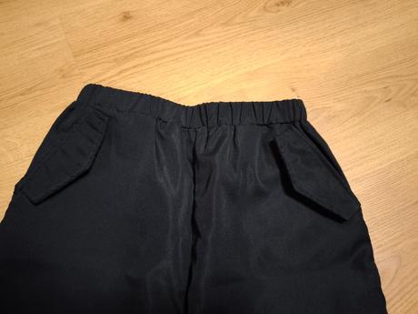 Tenké nohavice, 140