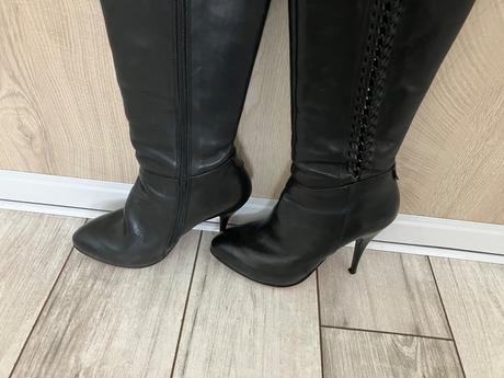 Čižmy nad kolena, 37