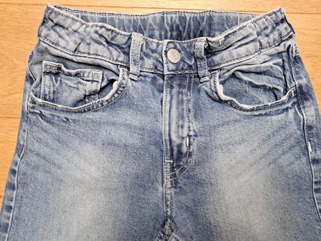 Relaxe fit potrhané rifle h&m veľkosť 8-9 rokov, h&m,134