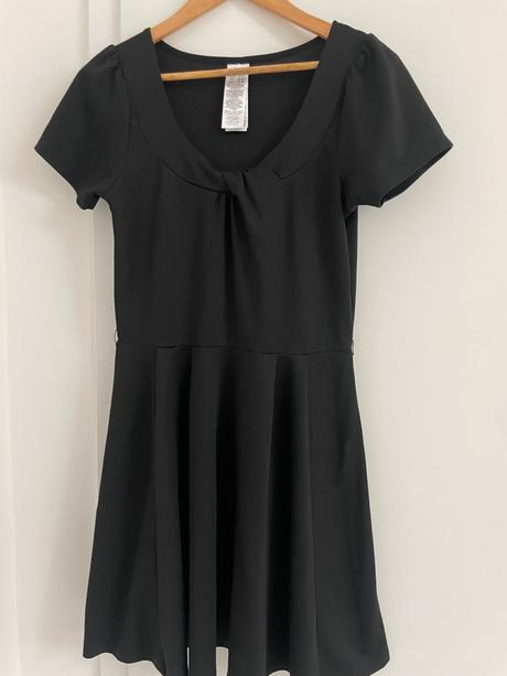 Čierne šaty, avon,38