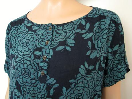 Tmavomodro-mentolová blúzka, 44