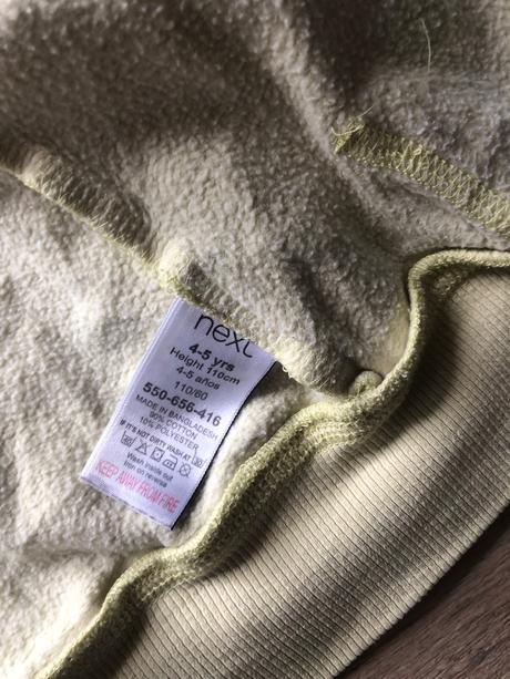 Zlta mikina, next,110