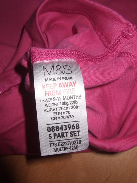 Nepoužité body s kr. rukávom zn. m&s, veľ. 9 -12m, marks & spencer,74