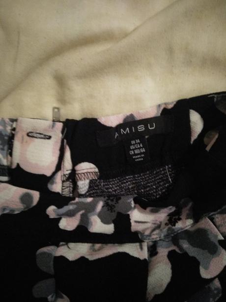 Sortky kvetove, amisu,xs