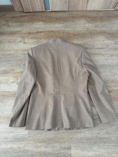 Bledohnedý kabátik 36/38, 36