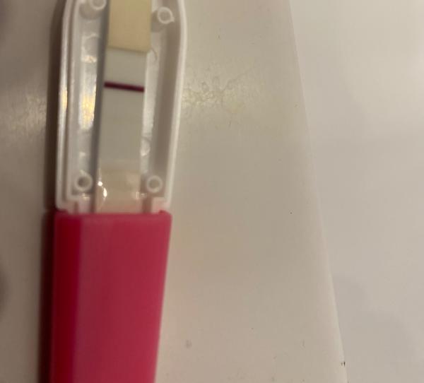 Je slabá čiara na tehotenskom teste dôvod na obavy?