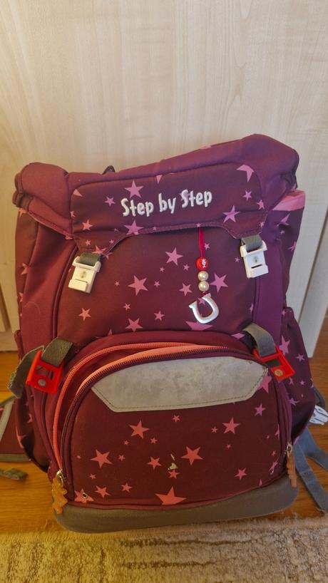 Školská taška pre prváčku step by step,