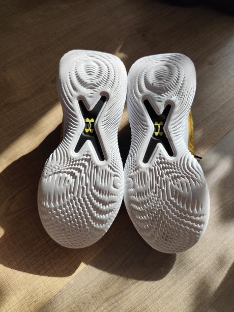 Basketbalové tenisky curry 10, veľkosť 42,5, under armour,43