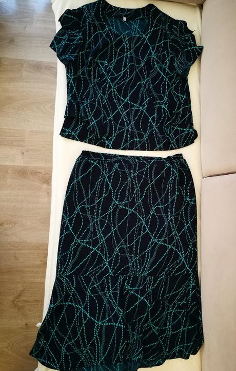 Dámsky kostým 42-44, 42