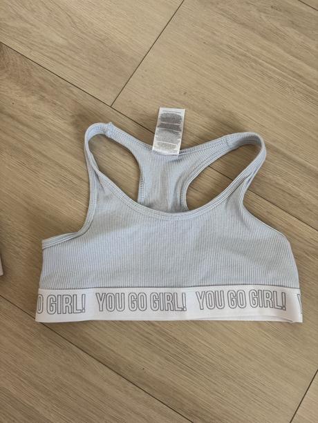 Dievčenska podprsenka, sinsay,146