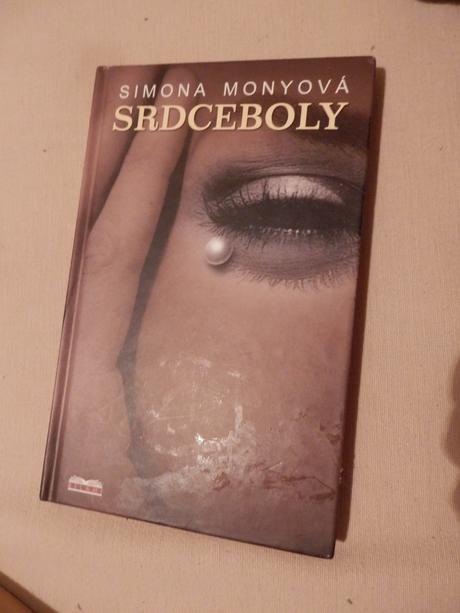 Simona monyova  srdceboly, 