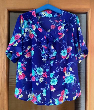 Blúzka kvetovaná, l