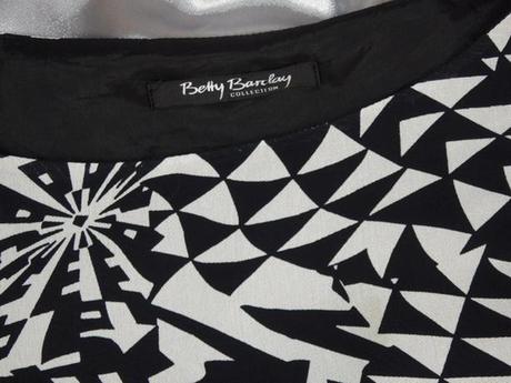 Kvalitné letné šaty, 38