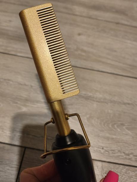 Zlatý elektrický výhrevný hrebeň, 