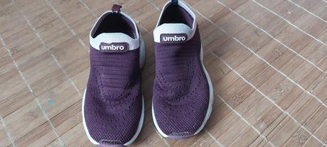 Vychádzková obuv, umbro,29