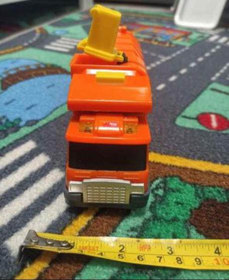 Mini policajná stanica + 2 autíčka, 