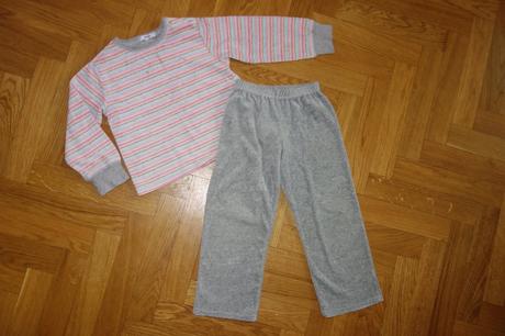 Velúrové pyžamko na 4 roky, texbasic,110