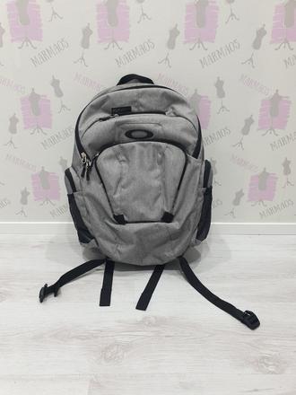 Oakley ruksak,