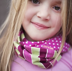 Pinkie šál pink bullets/strips, pinkie