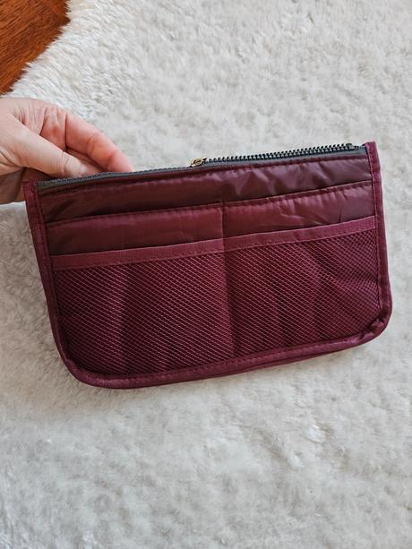 Organizer do kabelky, 