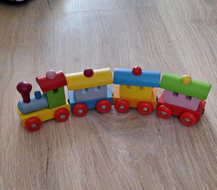Drevený vláčik, 