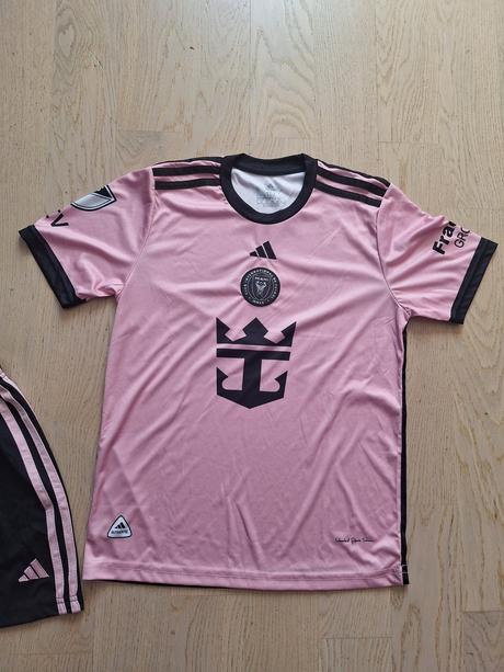 Futbalový dres, 152