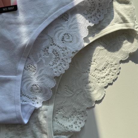 Dámske nohavičky s čipkou 8897, l