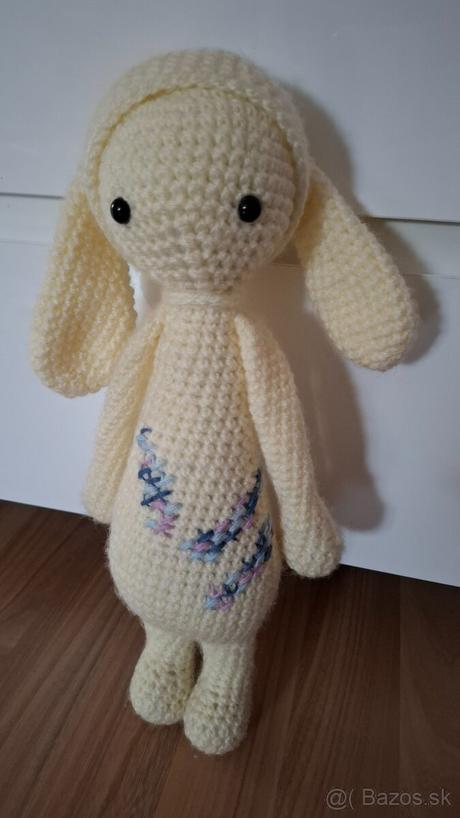 Háčkované dekorácie, hračky, 