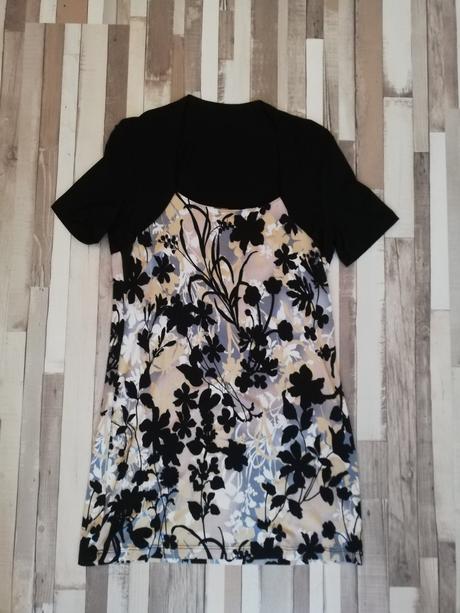 Predlžene tričko, s