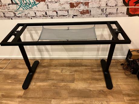 Praktický prac.stôl ikea-bekant+zásuvkový diel mic,